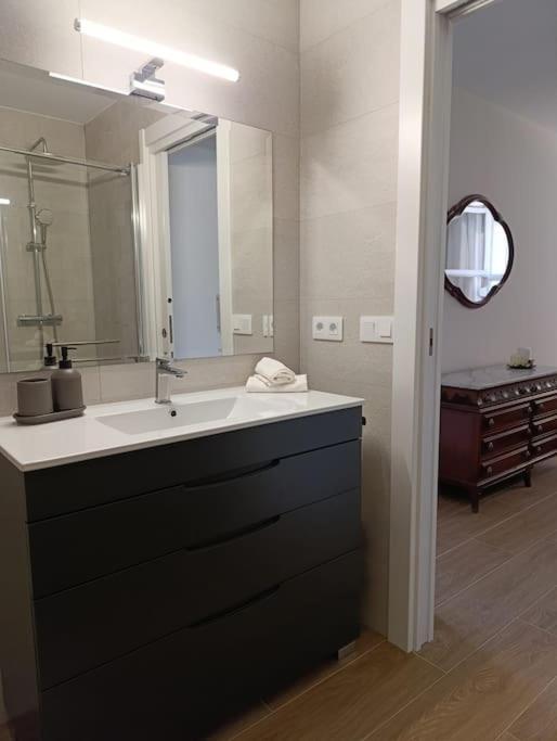 סלאמנקה Amplio Y Tranquilo Apartamento Casa מראה חיצוני תמונה